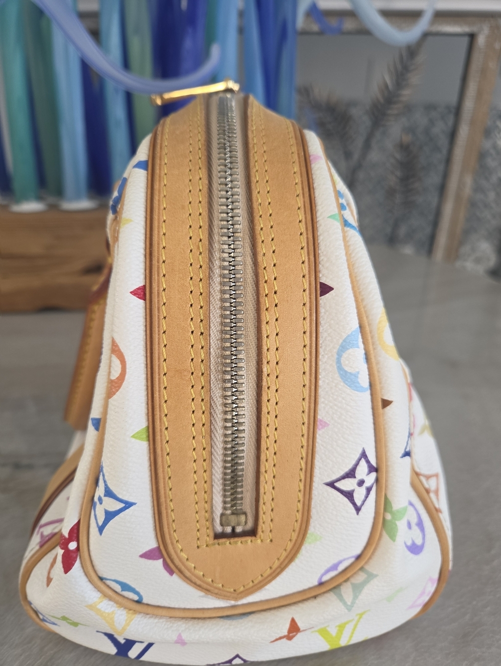 Louis Vuitton Authentic Multicolor Monogram Priscilla White - Picture 15 of 16
